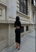 Sİyah Beyaz Garnili Triko Sırt Dekolteli Yırtmaçlı Elbise thumbnail 4