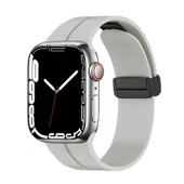 Apple Watch 7 45mm  KRD-84 Silikon Kordon thumbnail 8