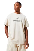 Unisex Bej Barcelona Baskılı Oversize Tshirt thumbnail 1