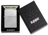 Zippo Regular Street Chrome Dik Logo Çakmak thumbnail 2