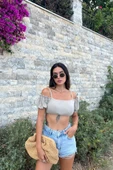 Omuzdan Baglamalı Crop Bluz thumbnail 2