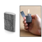 Renkli İşlemeli Benzinli Metal Çakmak thumbnail 3