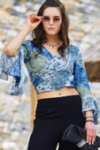 İspanyol Kol Crop Bluz thumbnail 1