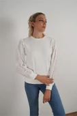 Kadın Fisto Detaylı Sweat Beyaz thumbnail 2