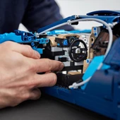 LEGO Technic 42083 Bugatti Chiron Araba (3599 Parça) thumbnail 7