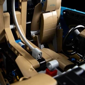 LEGO Technic 42083 Bugatti Chiron Araba (3599 Parça) thumbnail 6