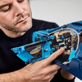 LEGO Technic 42083 Bugatti Chiron Araba (3599 Parça) thumbnail 4