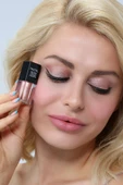 Glow Lıquıd Eyeshadow 221 thumbnail 3