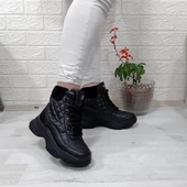 M.P 1408 Siyah Kaymaz Taban 18cm Kısa Bayan Bot thumbnail 3