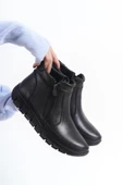 BÜYÜK NUMARA BAYAN DERİ CİFT FERMUARLI BOT thumbnail 3