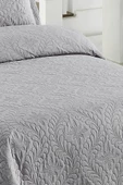 Ivy Gri Çift Kişilik Microfiber Kapitone Yatak Örtüsü thumbnail 3