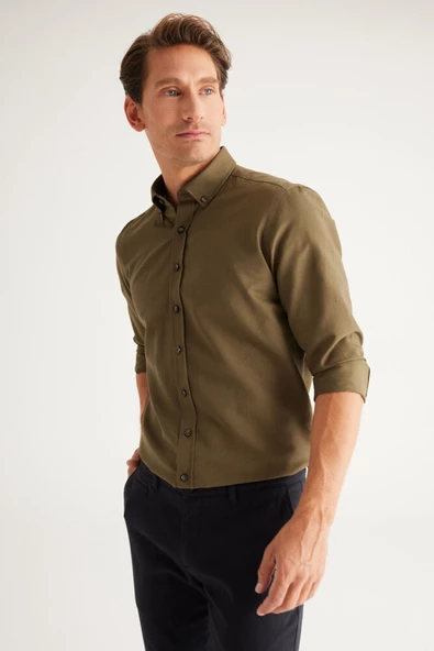 Altınyıldız Classics Erkek Haki Düğmeli Yaka Kolay Ütülenebilir Pamuklu Slim Fit Dar Kesim Oxford Gömlek 4A2021100103 ürün görseli 1