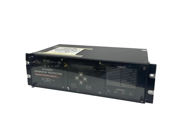 Beckwith Electric M-3425A Entegre Jeneratör Koruma Röle Modülü (Kullanılmış) ürün görseli 1