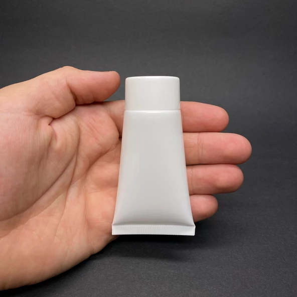 Beyaz Boş Krem Tüpü 30ml , Vidalı Kapaklı Merhem Tüpü ,  Beyaz Lipgloss Tüp 30 ml x 3 Adet ürün görseli 1