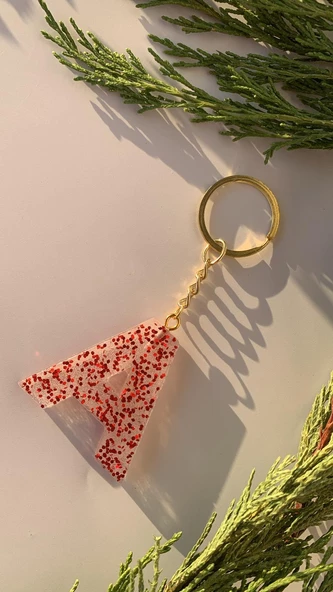 A Harfi Kırmızı Simli Pullu Gold Aksesuarlı Epoksi Anahtarlık El Yapımı Epoksi Hediyelik ürün görseli 1