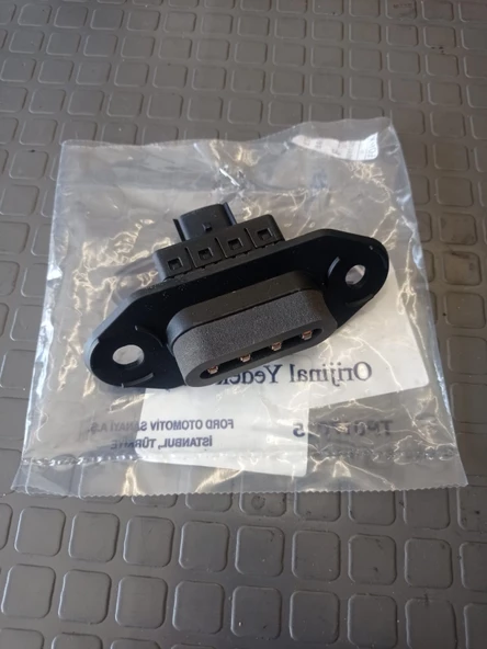 Ford Courier Sürgülü Kapı Açma Otomatiği Kilit Terminali Erkek (Switch) 2014-2023 ürün görseli 1