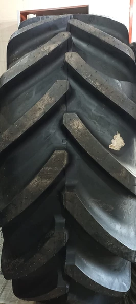 650/85 R 38 TL 179D AXİOBİB MİCHELİN RADİAL TUBELEXX BÜYÜK TRAKTÖR VE BİÇERDÖVER LASTİĞİ(2ADET) 6508538 ürün görseli 1