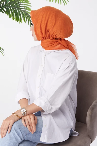 Düz Orta Kadın Turuncu Eşarp - 26146 - Resim 3