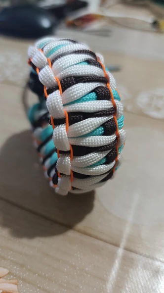 Paracord karışık renk dragon bileklik - Resim 3