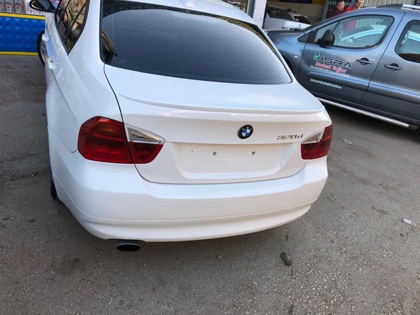 BMW E90 SPOYLER (SRY) ürün görseli 1