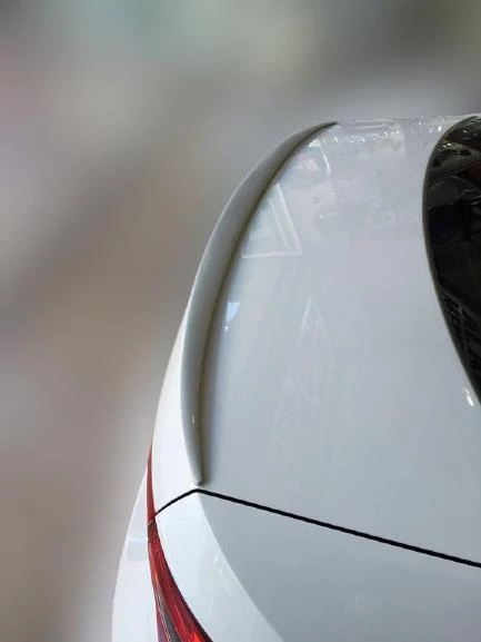 SKODA SÜPER B 2015- ASTARLI SPOİLER ürün görseli 1