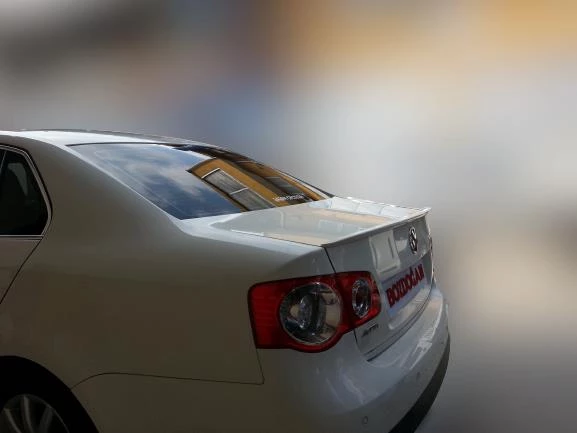 VOLKSWAGEN JETTA 2005-2010 ASTARLI SPOİLER ürün görseli 1