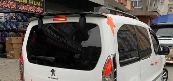 PEUGEOT PARTNER TEPEE 2009-2018 SİYAH SPOİLER ürün görseli 1
