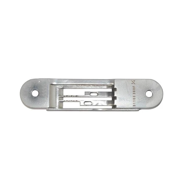 Juki 1/4 Zincir Dikiş Makine Plakası B1103-380-FOO ürün görseli 1