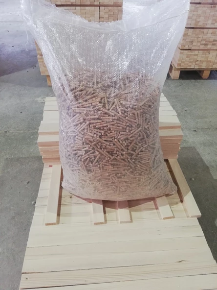 Woodmont Ahşap Kedi Kumu Yuzdeyuz Çam Pelet 6mm 20 kg ürün görseli 1