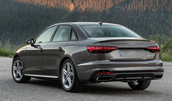 Audi A4 SD 2018+ M4 PianoBlack Spoiler - Resim 2