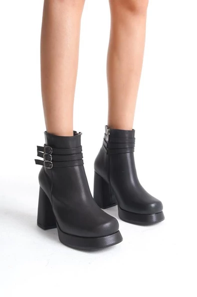 Papuçcity Sprs 02982 Kadın 9,5 Cm Platform Topuklu Bot ürün görseli 1