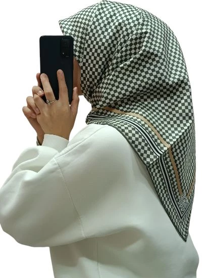LEVİDOR İ-3020 TWİLL İPEK EŞARP ürün görseli 1