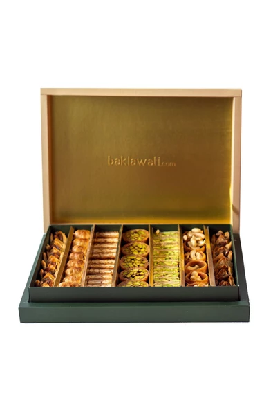 Karışık Fıstık ve Kaju Kadayıflı Baklava Kutusu 800 G ürün görseli 1
