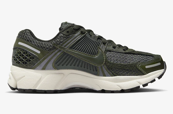 Nike Zoom Vomero 5 Sequoia FQ8898-325 Spor Ayakkabı ürün görseli 1