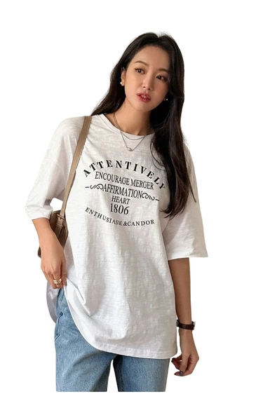 Unisex Beyaz Attentive Baskılı Oversize T-shirt ürün görseli 1