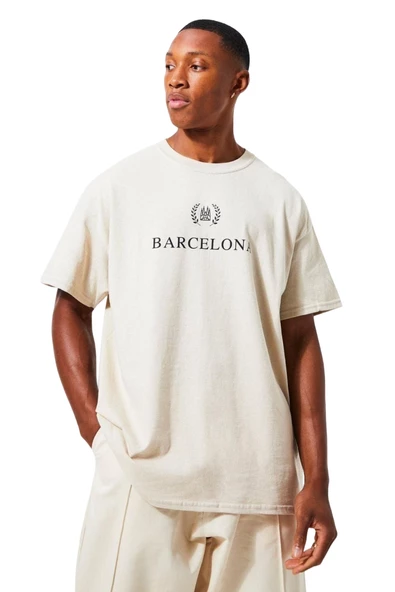Unisex Bej Barcelona Baskılı Oversize Tshirt ürün görseli 1