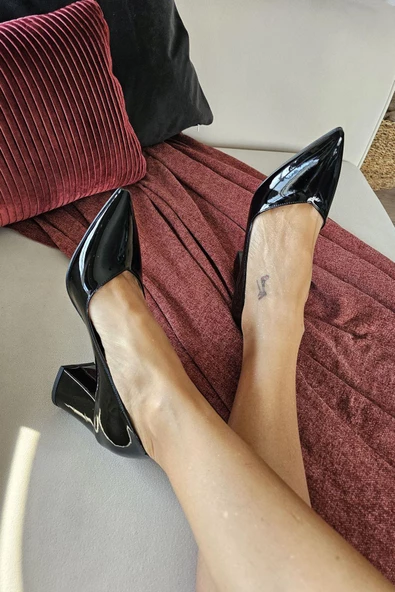 10 1817 Topukla Kadın Kalın Topuklu Stiletto Ayakkabı ürün görseli 1