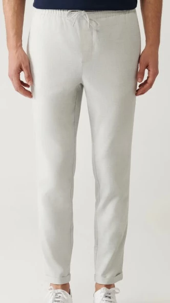 Avva Erkek Açık Gri Yandan Cepli Beli Lastikli Bağcıklı Relaxed Fit Rahat Kesim Jogger Pantolon E003000 ürün görseli 1