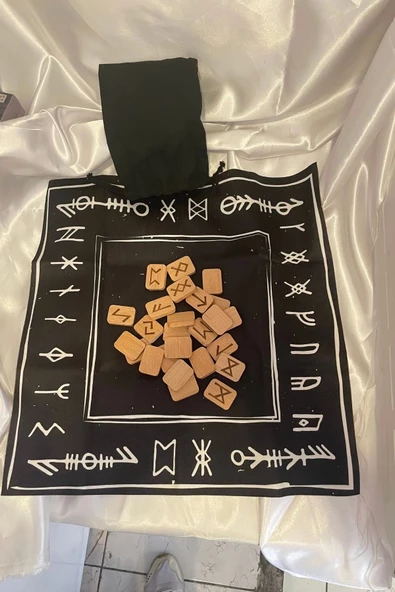 Rune Semboli Taşları Run Taşları Örtüsü Sunak Nordic Runes Örtüsü Sunağı ve Taşları Seti ürün görseli 1