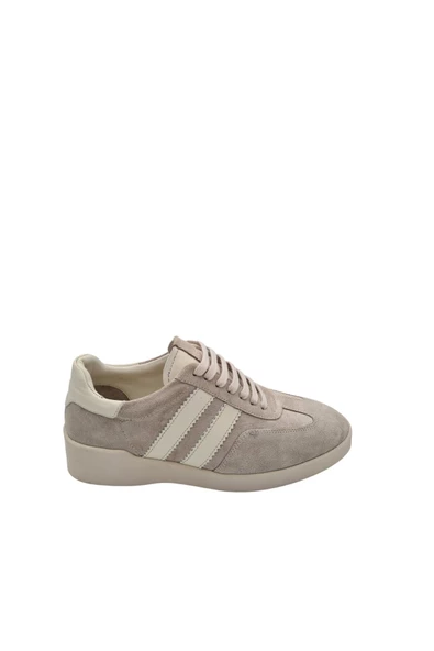 Hakiki Deri Açık Bej Süet Kadın Sneakers - Şıklık ve Rahatlık Bir Arada! ürün görseli 1