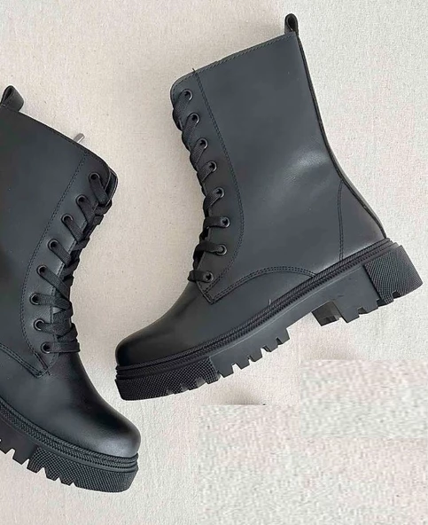 Bağcıklı Yan Fermuarlı Postal Bot Siyah ürün görseli 1