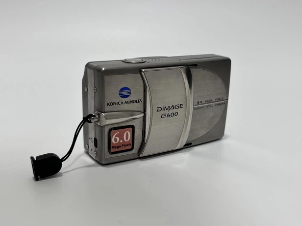 Konica Minolta Dimage G600 6Mp Kompakt Dijital Fotoğraf Makinesi 2.El ürün görseli 1