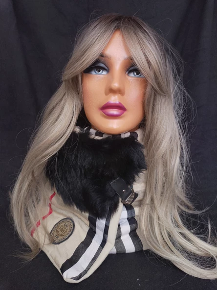 Kürk detaylı, tasarım neck warmer..İçi silikon dolgulu sıcak tutar.Tek adet tasarlanmıştır ürün görseli 1