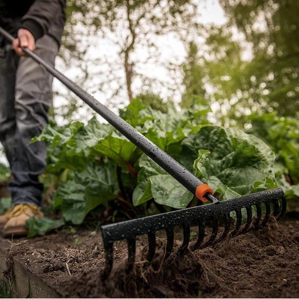 Fiskars 135715 Solid Bahçe Tırmığı - Resim 2