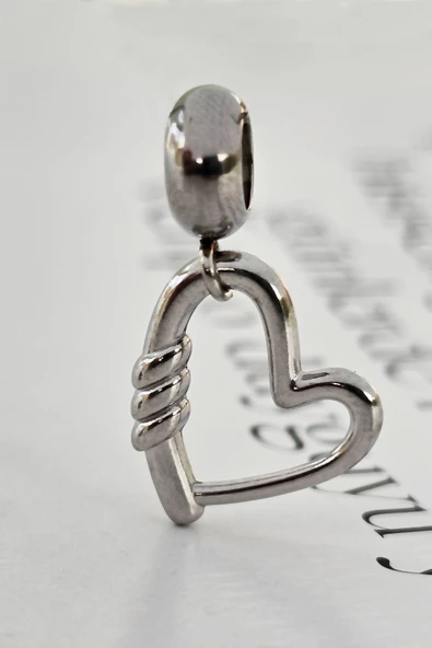 ÇELİK CHARM TWİSTED HEART ürün görseli 1