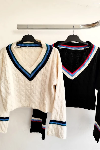 Kadın 2 li V Yaka Çizgili Triko Crop Bluz ürün görseli 1