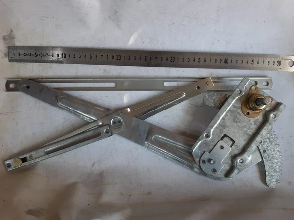 MİTSUBİSHİ L200 Eski Model Ön Kapı Cam Krikosu mekanik manuel Sol Şoför Kapısı yan sanayi  Pıcup yani kamyonet türü ürün görseli 1