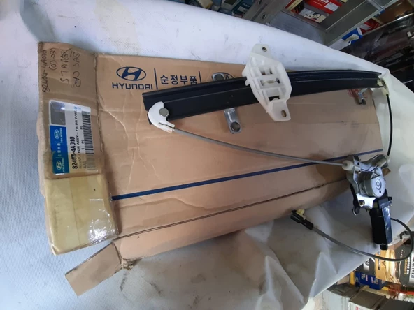 Hyundai Starex(2003-2007)Ön Sağ Kapı Cam Krikosu elektrikli ve motoru dahil Orjinal Parça Hyundai marka ürün görseli 1