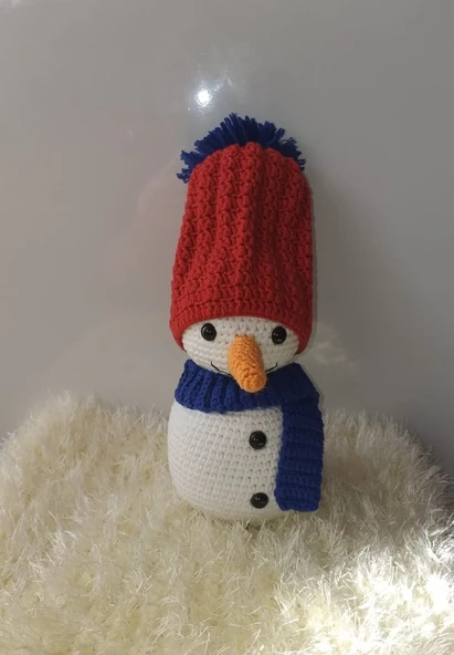 Kırmızı Şapkalı Kardan Adam Amigurumi Organik Oyuncak ürün görseli 1