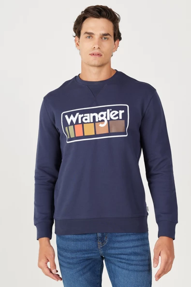 Wrangler W646H1114 Lacivert Erkek Göğüsten Yazı Detaylı Bisiklet Yaka Üç İplik Sweat ürün görseli 1